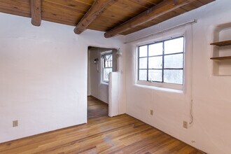 7405 Domingo Rd NE in Albuquerque, NM - Building Photo - Building Photo