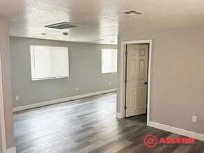 1318-1320 El Tejon Ave in Bakersfield, CA - Building Photo - Building Photo