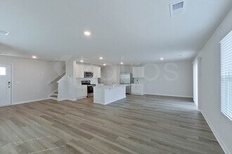 125 Overstreet Way in Springfield, GA - Foto de edificio - Building Photo