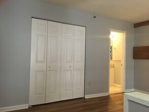25 Grand St, Unit 135 in Norwalk, CT - Building Photo - Building Photo