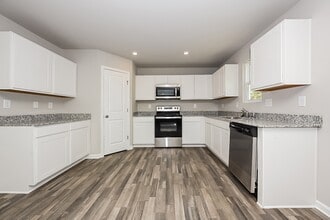 316 Shalako Ln in Lizella, GA - Building Photo - Building Photo