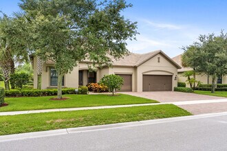 4615 Siena Cir in Wellington, FL - Building Photo - Building Photo