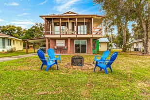 9335 E Beech Cir in Inverness, FL - Building Photo