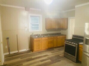 362 9th St in Troy, NY - Building Photo - Building Photo