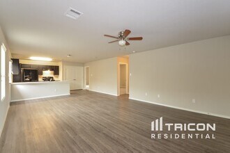 7422 Summer Blossom Ct in Converse, TX - Building Photo - Building Photo