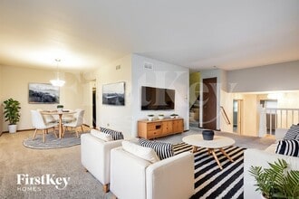 744 194th St in Glenwood, IL - Building Photo - Building Photo