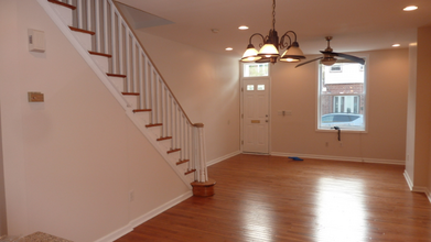 1805 S 4th St in Philadelphia, PA - Building Photo - Building Photo