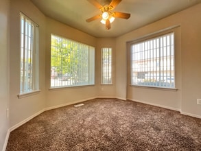 7586 W Tottenham Ln, Unit 101 in Boise, ID - Foto de edificio - Building Photo