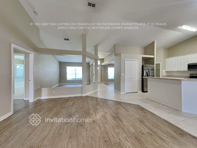 708 June Lake Ln in Brandon, FL - Building Photo - Building Photo