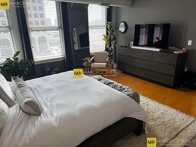 210 South St in Boston, MA - Foto de edificio - Building Photo