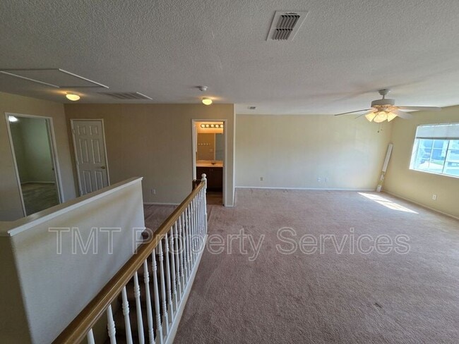 1717 Providence Way in Lodi, CA - Building Photo - Building Photo