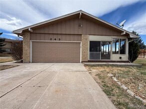 243 Vance St in Lakewood, CO - Building Photo - Building Photo
