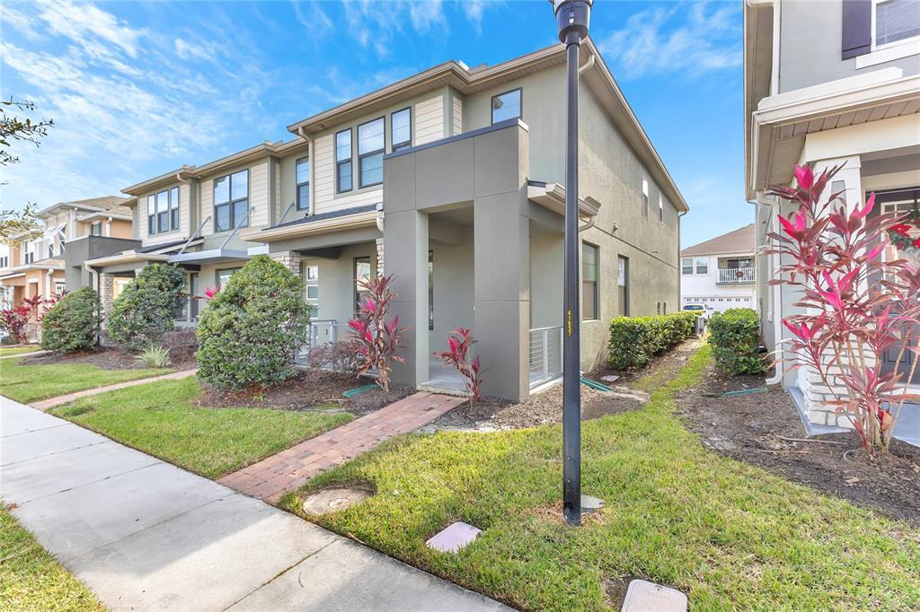 2274 Centerra Loop in Kissimmee, FL - Building Photo