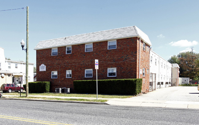 Morris Court Apartments in Gloucester City, NJ - Building Photo - Building Photo