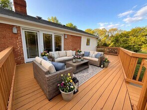 5212 Mount Vernon Memorial Hwy in Alexandria, VA - Building Photo - Building Photo