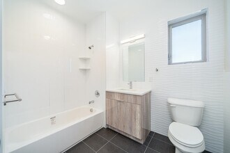 6119 Broadway in West New York, NJ - Building Photo - Building Photo