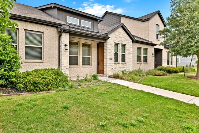 1224 Pebblebrook Dr in McKinney, TX - Foto de edificio - Building Photo
