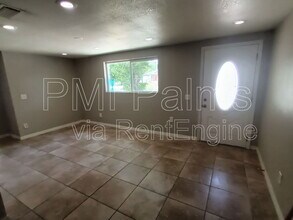2406 S 69th St in Tampa, FL - Building Photo - Building Photo