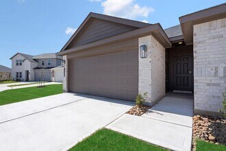 20602 Euler Ct in New Caney, TX - Foto de edificio - Building Photo