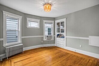 37 Harbor View St in Boston, MA - Building Photo - Building Photo