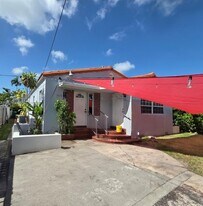 1619 NW 27th St in Miami, FL - Building Photo