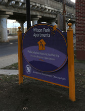 Wilson Park in Philadelphia, PA - Foto de edificio - Building Photo