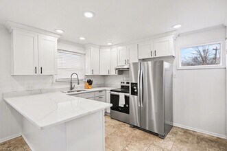 6600 Beacon Ln in Nashville, TN - Building Photo - Building Photo