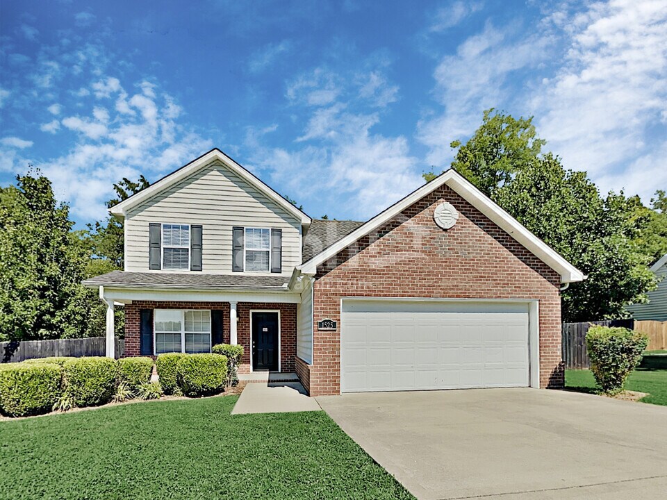 1525 Teresa Ln in Murfreesboro, TN - Building Photo