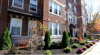 127 Washington St in Boston, MA - Building Photo