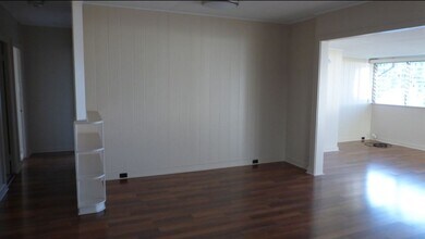 1571 Thurston Ave in Honolulu, HI - Building Photo - Building Photo
