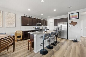 1405 Fairhaven Gtwy in Georgetown, TX - Building Photo - Building Photo