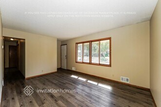 3106 64th Ave N in Minneapolis, MN - Foto de edificio - Building Photo