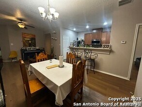 8603 Egret Ct in San Antonio, TX - Building Photo - Building Photo