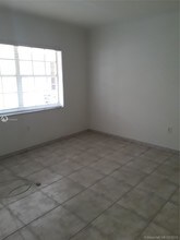 2101 Bay Dr-Unit -1 in Miami, FL - Building Photo - Building Photo