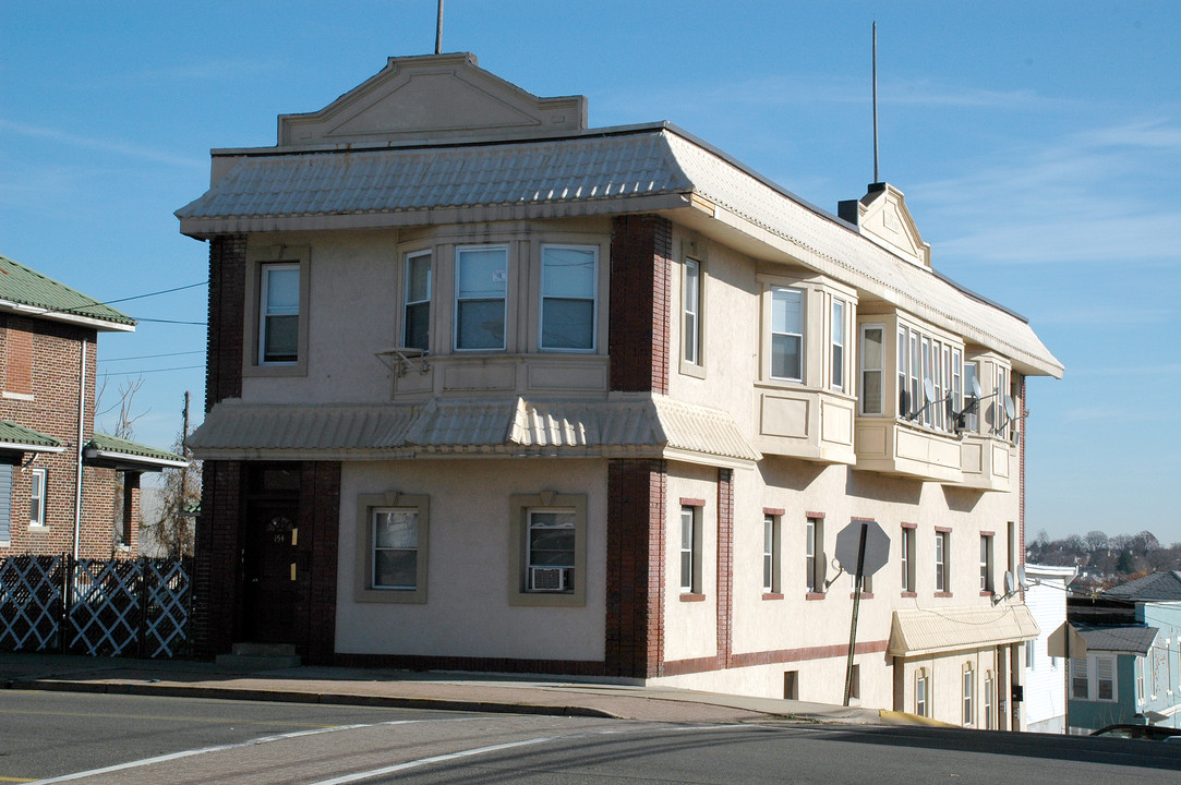 154 Harrison Ave in Garfield, NJ - Building Photo