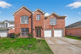 15910 Clayton Bend Dr in Houston, TX - Building Photo