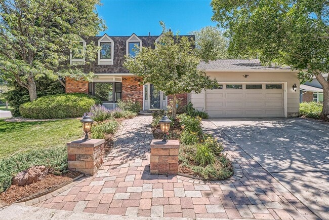 10158 E Fair Cir
