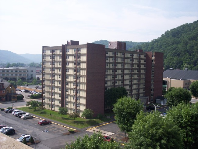 Joseph Johns Towers in Johnstown, PA - Building Photo - Building Photo