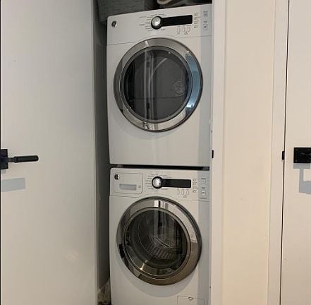 385 1st Ave in New York, NY - Building Photo - Building Photo