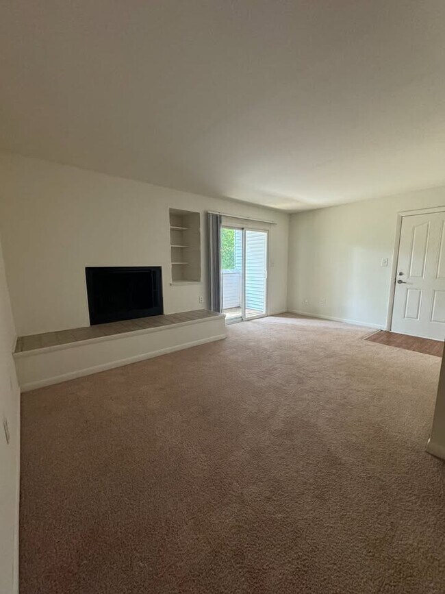 600 Reusens Rd, Unit M136 in Lynchburg, VA - Foto de edificio - Building Photo