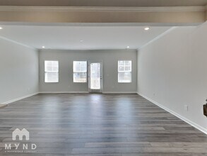 109 Nahunta Dr in Apex, NC - Foto de edificio - Building Photo