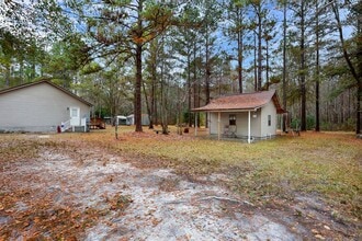 225 Palomino Dr in Guyton, GA - Building Photo - Building Photo