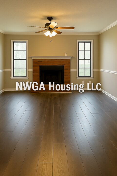 257 Mt Vernon Dr in Calhoun, GA - Building Photo