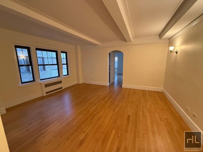 Christopher Street in New York, NY - Foto de edificio - Building Photo