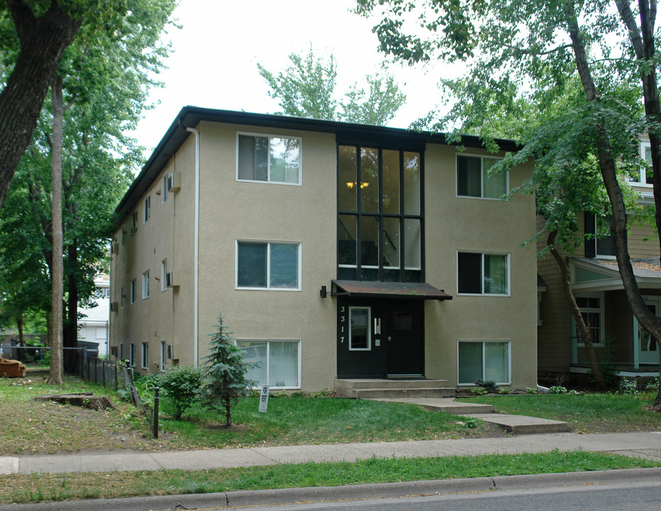 3317 1st Ave S in Minneapolis, MN - Building Photo