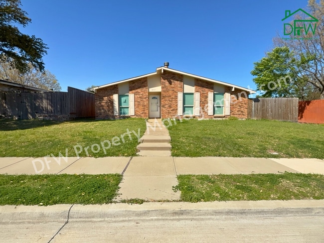 property at 8917 Vernon Dr