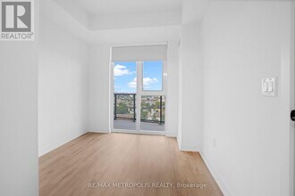 36 Zorra St in Toronto, ON - Building Photo - Building Photo