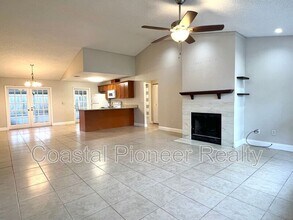 1916 Sheffield Ct in Oldsmar, FL - Building Photo - Building Photo