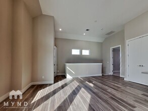 5902 Gardendale Dr in Houston, TX - Foto de edificio - Building Photo