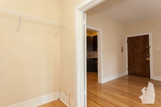 432 W Surf St in Chicago, IL - Building Photo - Building Photo